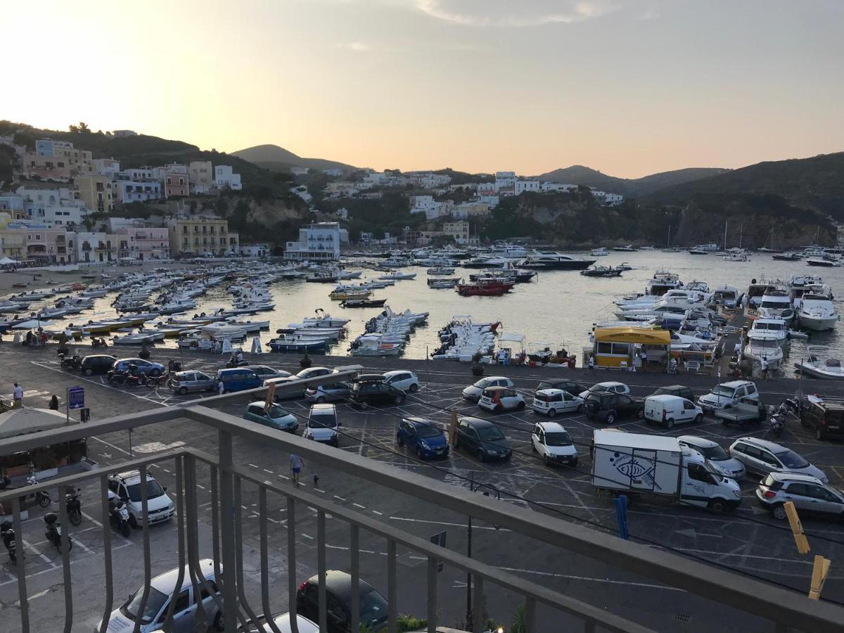 Porto Di Ponza - Immobilevante المظهر الخارجي الصورة
